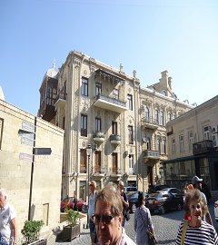 Баку.199