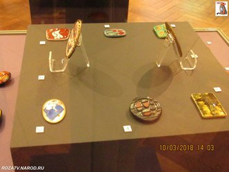 brochi_185_small.jpg